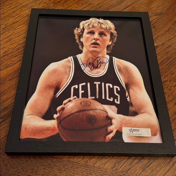 Larry Bird Boston Celtics hand signed autographed photo framed